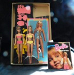 barbie dress up kit a